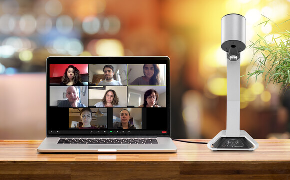 vSolution Cam: Plug-and-play 'live' imaging for online classes and meetings