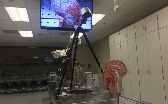 WolfVision EYE-14 Livebildkamera im Bioskills Lernlabor, Meridian Health Science Center, Idaho State Universität.