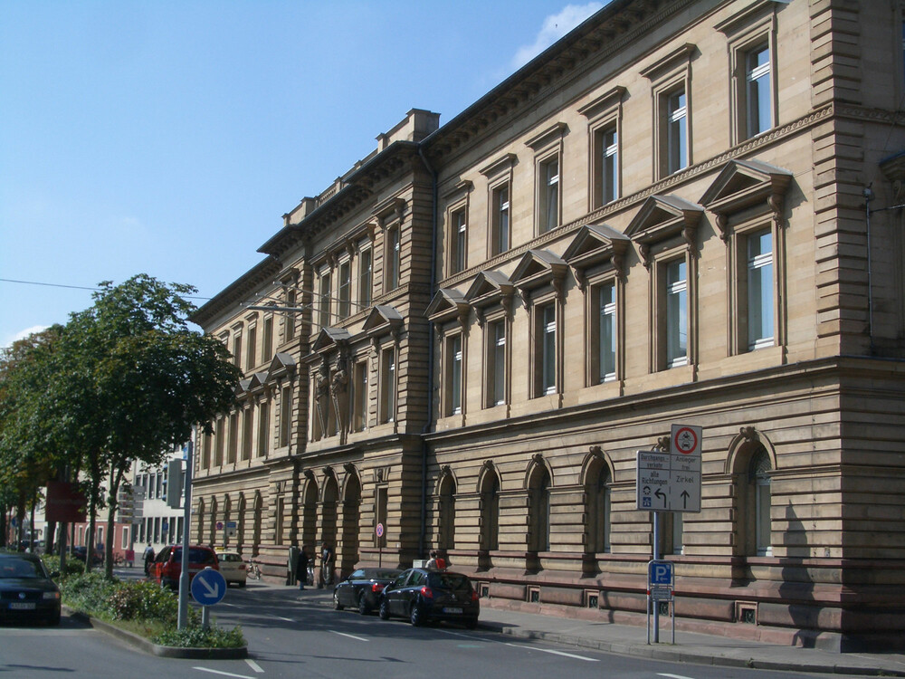 Exterior view of Karlsruhe County Court